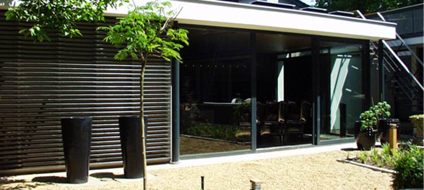 aanbouw bar en thuisbioscoop